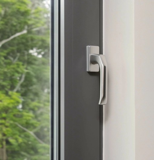 Обслуговування і догляд за віконною фурнітурою