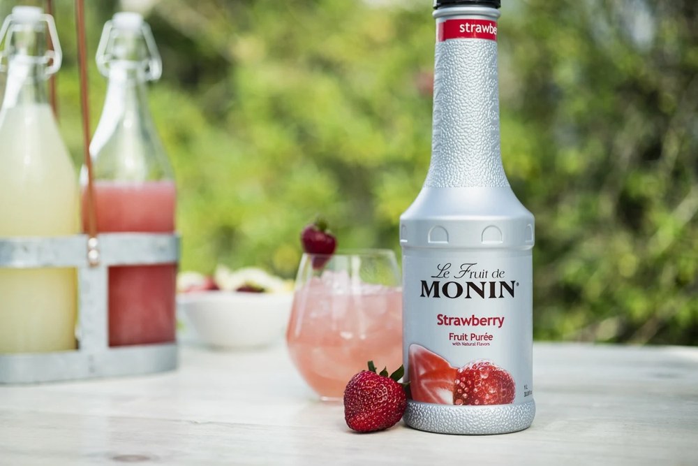 Як використовувати фруктове пюре Monin у чаї, коктейлях та десертах