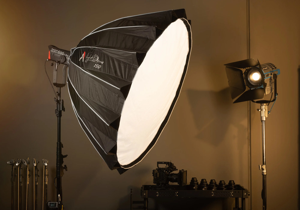 Як налаштувати світло Aputure для інтерв’ю та YouTube-зйомки