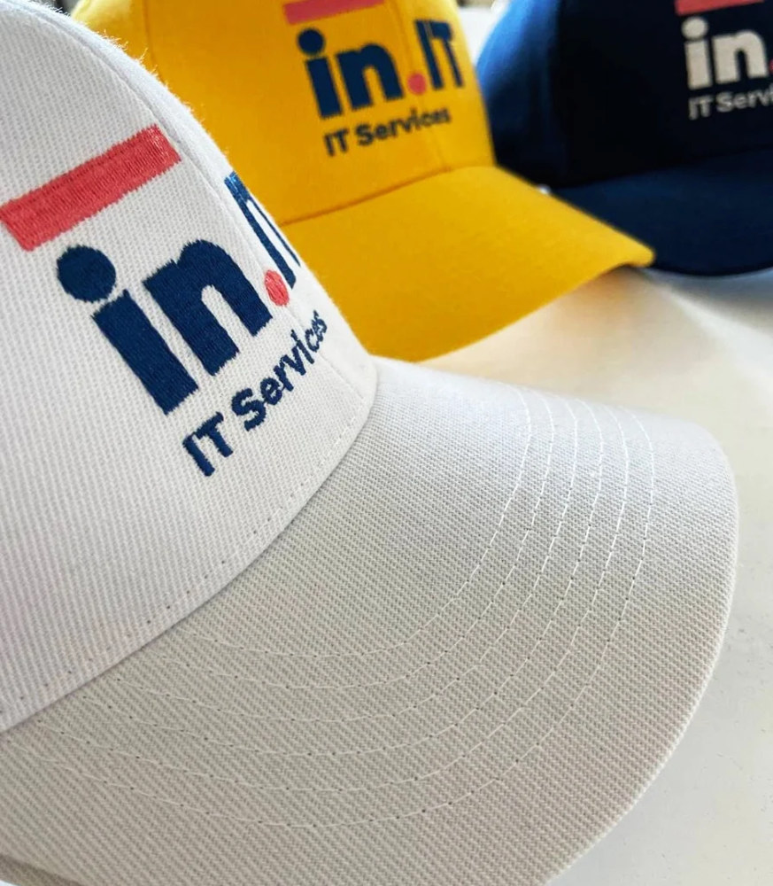 вишивка логотипів